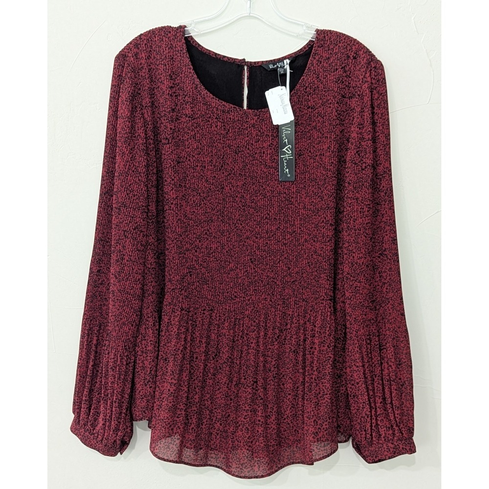 Velvet Heart Women's‎ Blouse Size M Black and Red Animal Print Long Sleeve NWT